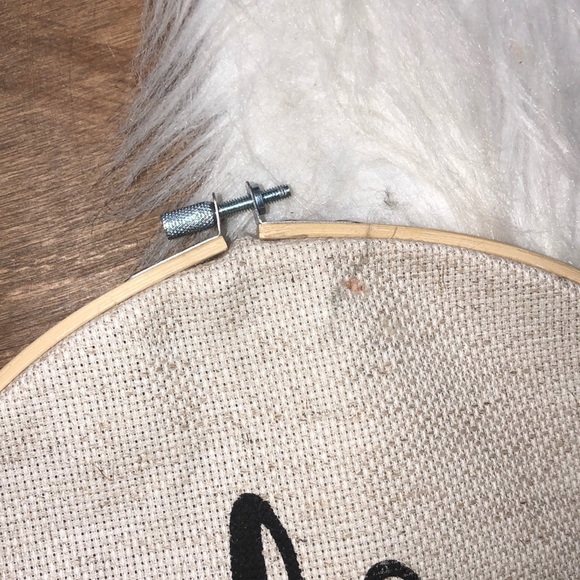 Welcome calligraphy embroidered canvas sign - Picture 3 of 4